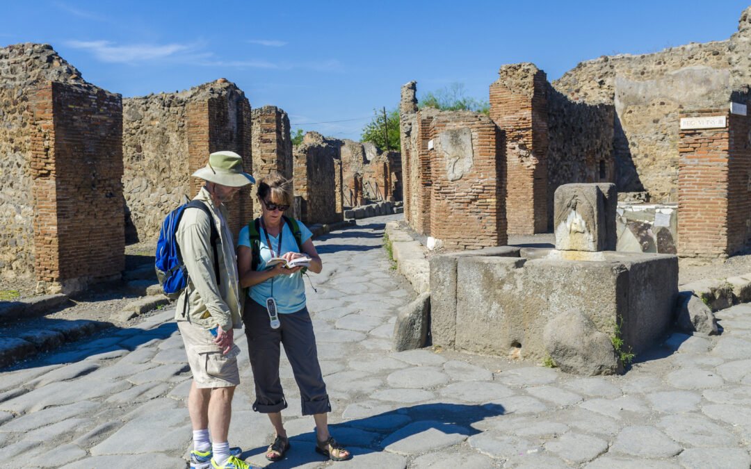 Pompeii and Mount Vesuvius Small-Group Tour, with Archaeologist Guide