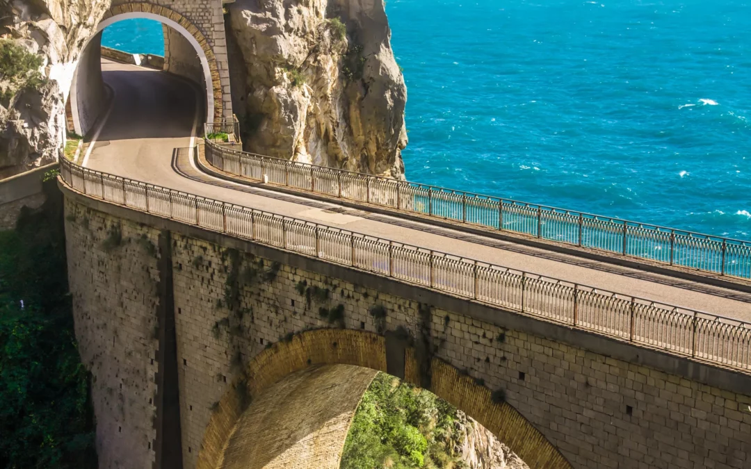 Transfer from Naples to Amalfi Coast or Sorrento