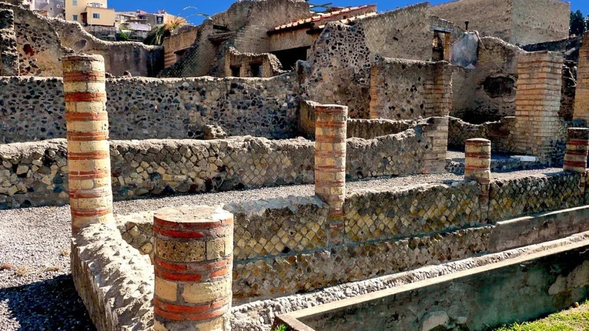 a stone building