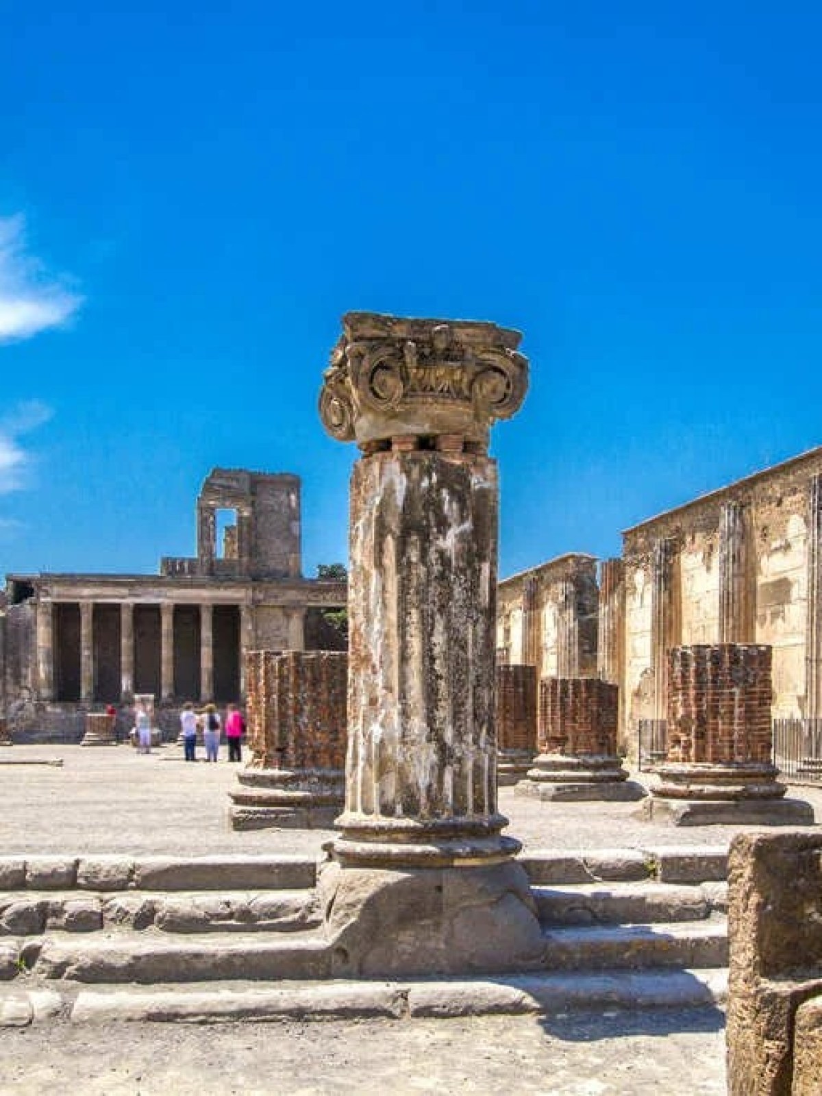 a statue of a stone building